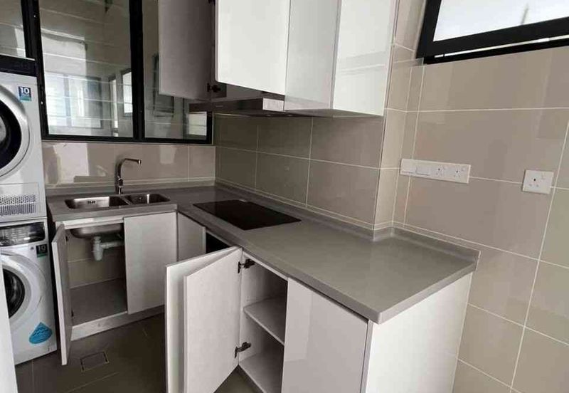 Waltz Residences @ Paradigm Garden City