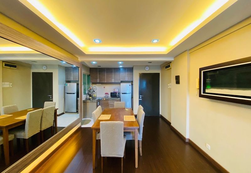 First Residence (Residensi Unggul)