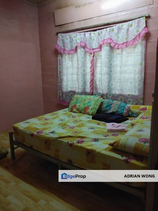 Kepong Baru 1-sty, Leasehold, 20x75, Intermediate, Kitchen Fully Extend & Build in Cement Tabletop, Basic Unit, Facing South-East, KL, Kuala Lumpur, Kepong