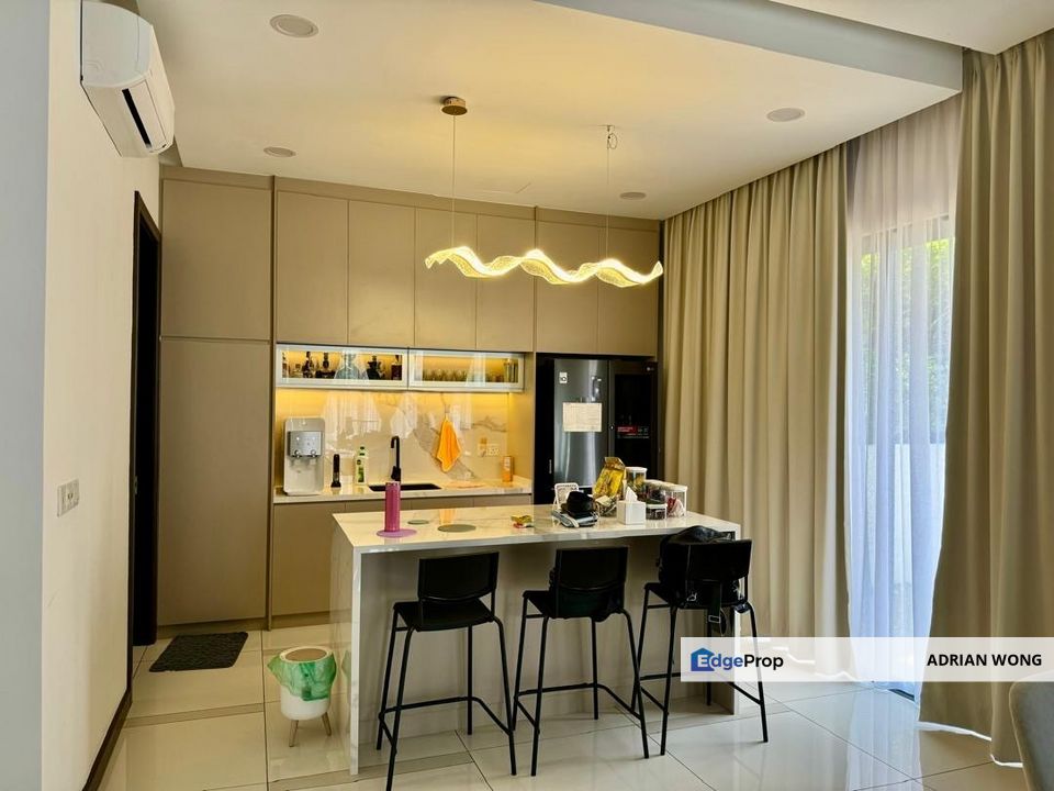 Elmina East Tiana Twin Bungalow, FREEHOLD, 90x55, Modern Renovation, Full Furnished, Near Subang Airport., Selangor, Shah Alam