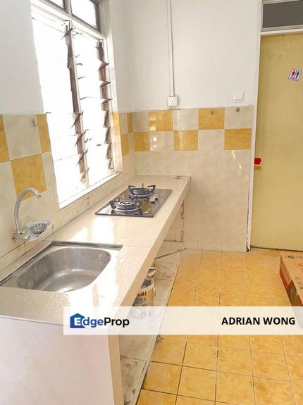 Mentari Court, Renovated, View & Move in Anytime, Walking Distance to KTM, Selangor, Bandar Sunway