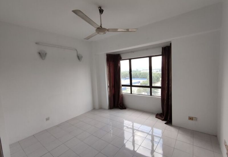 Vista Millennium Condominiums