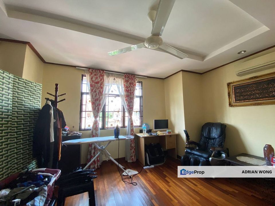 Taman Bunga Negara, Semi-D, Freehold Individual Title, Build Up: 4200, Land Area: 2800, 24/7 Gated & Guarded, Shah Alam, near Subang, Selangor, Shah Alam
