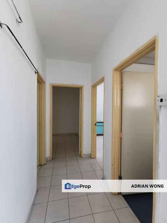 Puncak Damansara, Low Floor, Facing Outside, Full Loan, Low Downpayment, Near 1 Utama & Centrepoint, Next to LRT 3 Station, Selangor, Kayu Ara