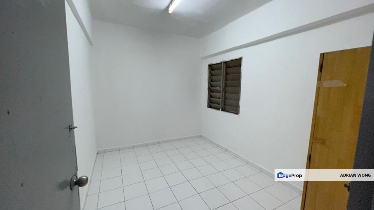 Impiana Apartment Kepong, 100% Loan, Cashback, Level 3, Cheapest, Facing East & Greenery view, KL. Can View Anytime!!, Selangor, Kepong