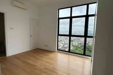 Waltz Residence, Basic Unit, Facing KL City, Middle Floor, View & Move in Anytime, Multiple Unit Available, Easy Access to Bukit Jalil, Old Klang Road