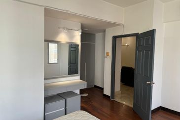 Bungaraya Kondominium, Saujana Subang