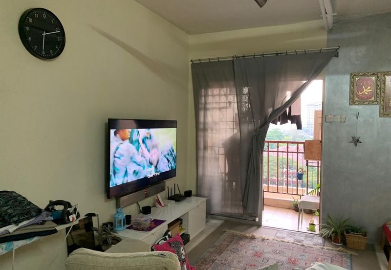 Bayu Puteri Apartment