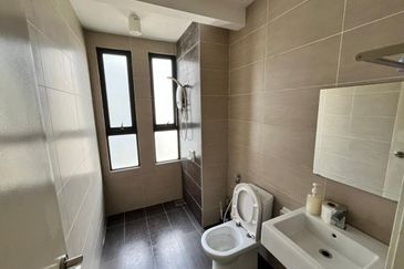 MIDHILLS, GENTING PERMAI AVENUE