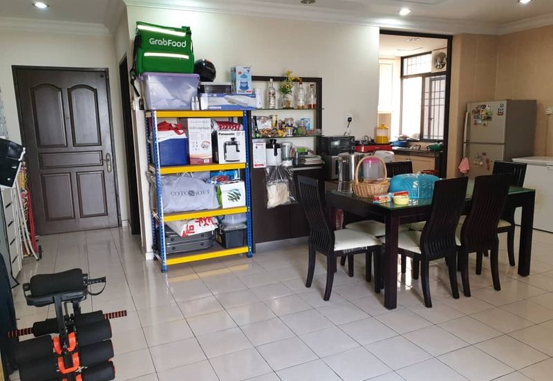 Bayu Puteri Apartment