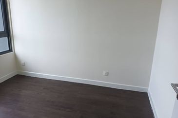 Pandora @ Tropicana Metropark