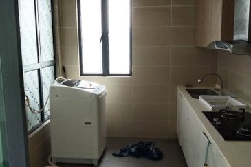 Six Ceylon (6 Ceylon)