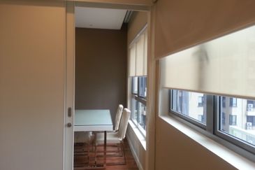 Six Ceylon (6 Ceylon)