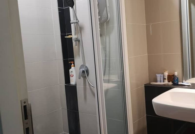 Pandora @ Tropicana Metropark