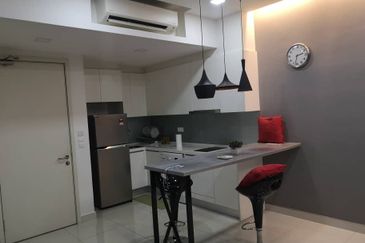 Pandora @ Tropicana Metropark