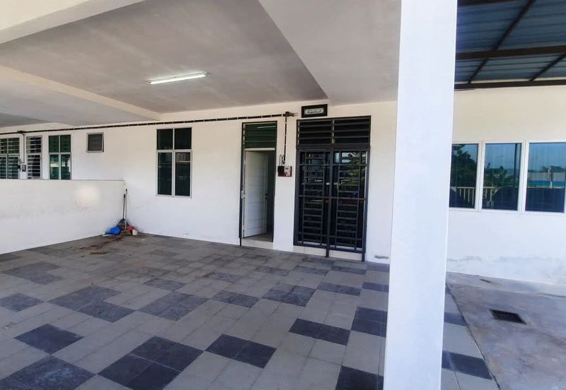 Panorama Lapangan Perdana