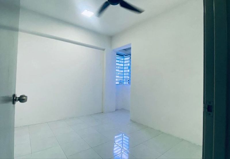 D'Aman Residences, Meru