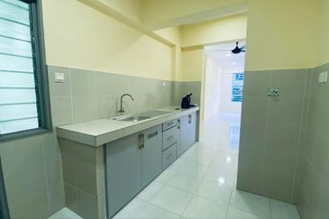 D'Aman Residences, Meru