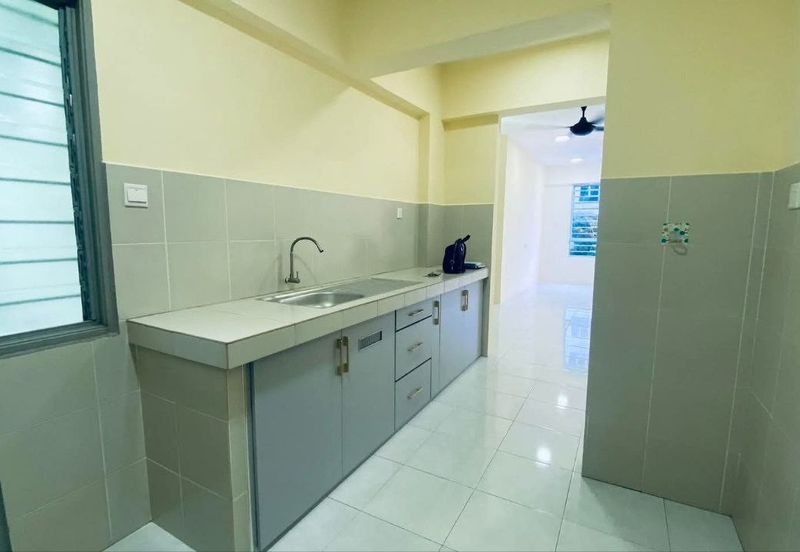 D'Aman Residences, Meru