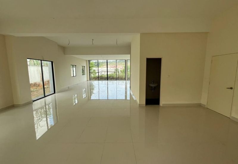 Jalan Pulau Angsa U10/20 