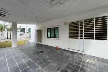 Jalan Pulau Angsa U10/20 