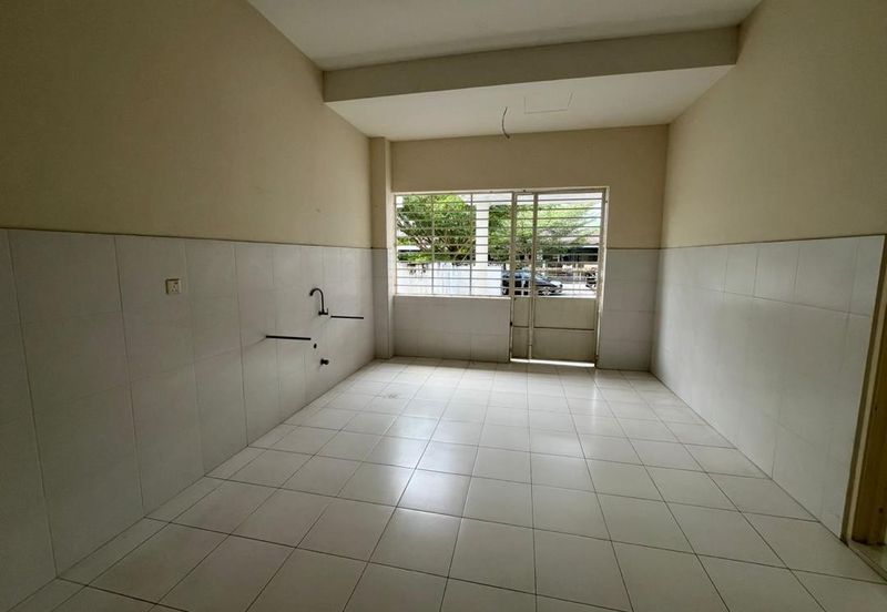 Jalan Pulau Angsa U10/20 