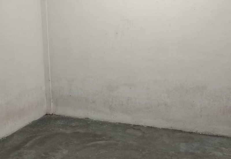 Panorama Lapangan Perdana Flat