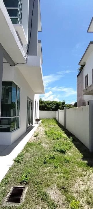 SEMI D DOUBLE STOREY FOR SALE LOCATED AT BATU GAJAH , Perak, Batu Gajah