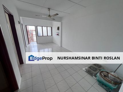 Pangsapuri Cantik Top Floor For Sale , Selangor, Rawang