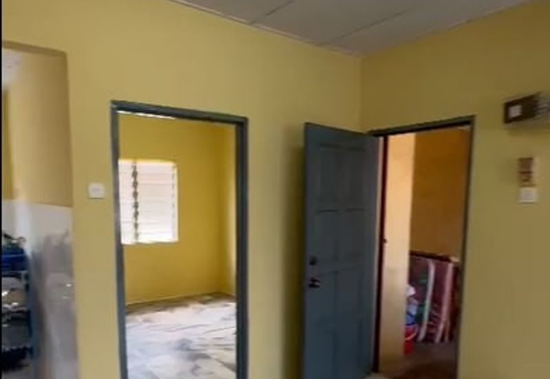 Flat PKNS, Seksyen 7