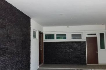 Lagenda Waterfront Homes