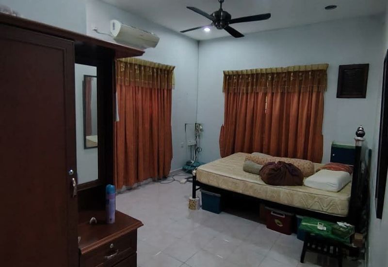 Banglo Setingkat For Sale