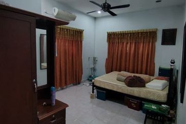 Banglo Setingkat For Sale