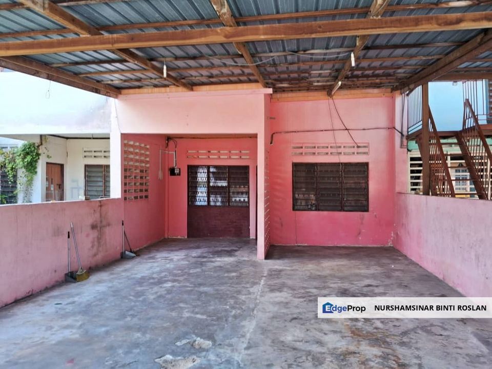 Double Storey House For Sale, Perak, Bota