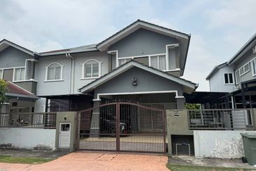 Seksyen 32, Shah Alam