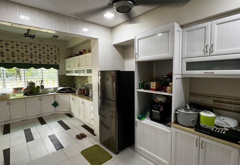 Seksyen 4, Shah Alam