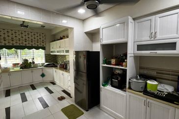 Seksyen 4, Shah Alam