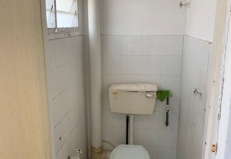 Panorama Lapangan Perdana Flat