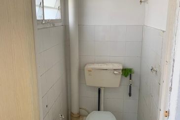 Panorama Lapangan Perdana Flat