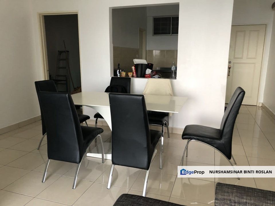 HOUSE FOR SALE SUITABLE FOR SMALL FAMILY, Selangor, Seri Kembangan