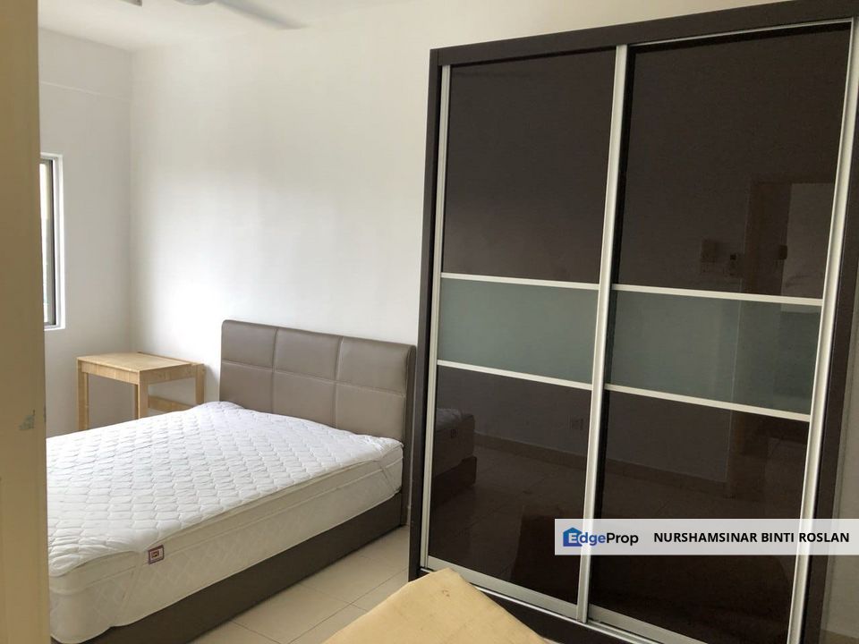 HOUSE FOR SALE SUITABLE FOR SMALL FAMILY, Selangor, Seri Kembangan