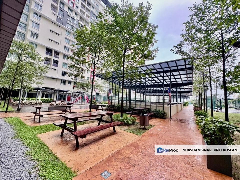 House Suitable for Own Stay Fully Furnished, Selangor, Damansara Damai