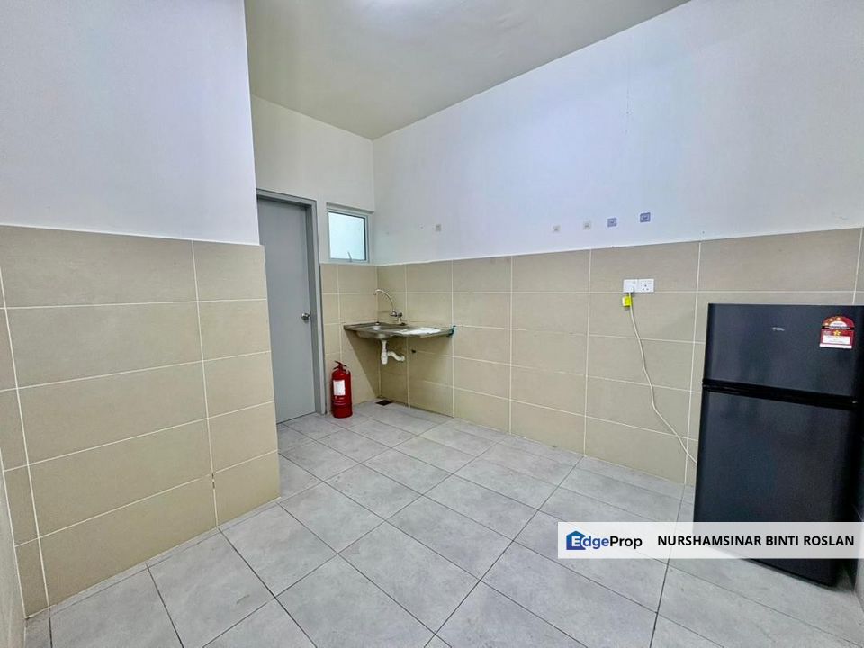 House Suitable for Own Stay Fully Furnished, Selangor, Damansara Damai