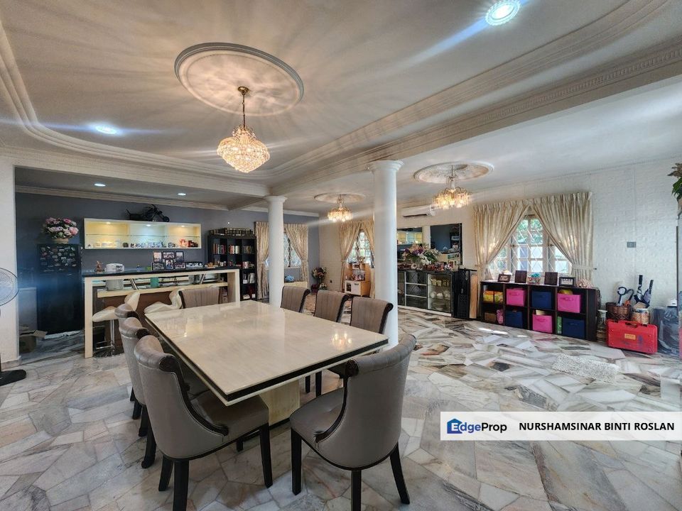 Price Reduce Bungalow with Swimming Pool For Sale, Selangor, Shah Alam