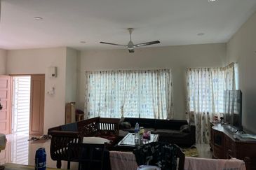 [SITIAWAN] SEMI D CORNER LOT FREEHOLD TENURE FOR SALE