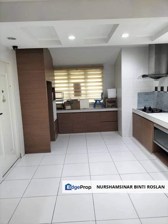 Corner Lot House Open Facing Suitable for Big Family, Perak, Ipoh