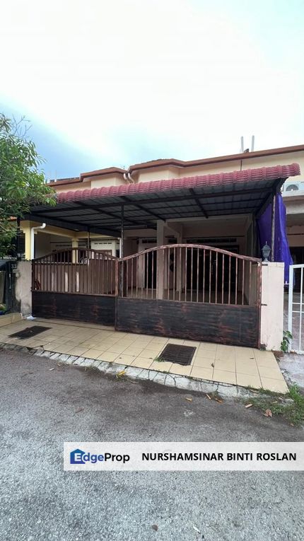 Slim Nego Double Storey House For Sale, Selangor, Banting