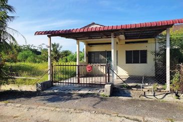 TAMAN PERMAI, BATU GAJAH