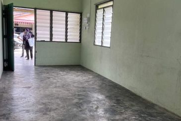 TAMAN PERMAI, BATU GAJAH