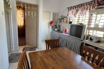 [BATU GAJAH] SINGLE STOREY HOUSE